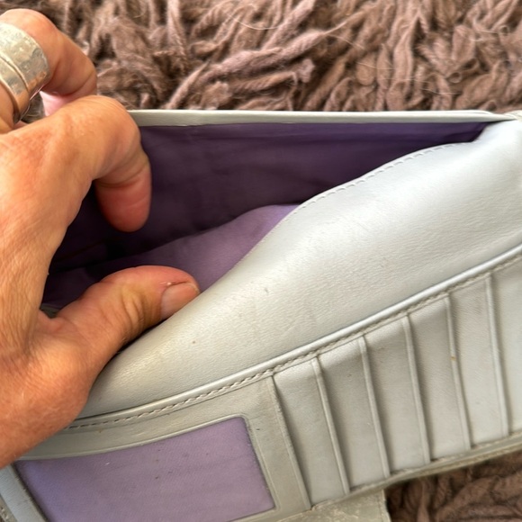 COACH Silver/Gray and tan signature Turnlock wallet with purple lining - Picture 7 of 13